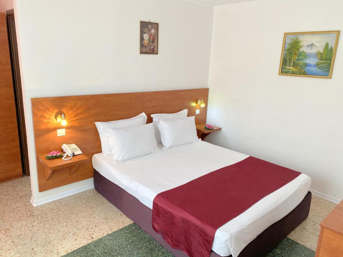 Tomis Hotel