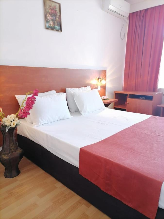 Tomis Hotel 3*